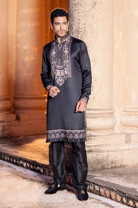 AMIT ARORA Black Kurta Jaam Satin Print Floral With Aligadi Pant 