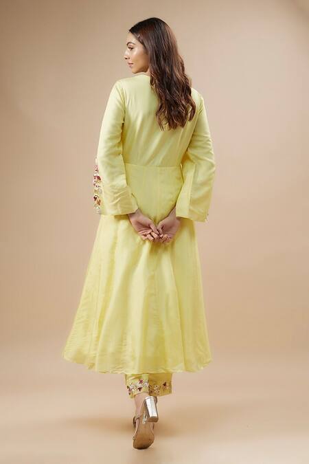 Label Deepshika Agarwal Floral Neckline Embroidered Anarkali Set 