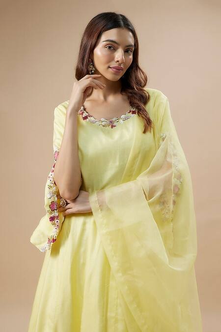 Buy_Label Deepshika Agarwal_Yellow Organza, Taffeta Embroidery Round Neck Floral Neckline Anarkali Set _Online_at_Aza_Fashions