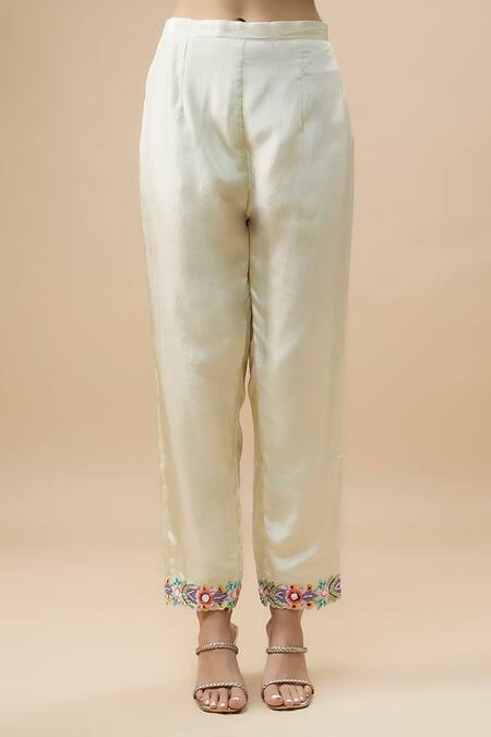 Label Deepshika Agarwal_Ivory Organza, Taffeta, Silk Embroidery Cowl Anchor Thread Neckline Kurta Set _Online_at_Aza_Fashions