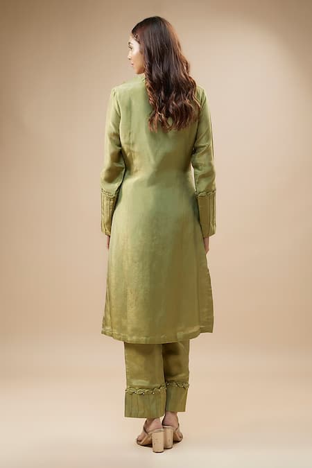 Label Deepshika Agarwal Zari Neckline Embroidered Kurta & Pant Set 