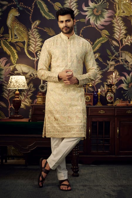 Kasbah Embroidered Full Sleeved Kurta 