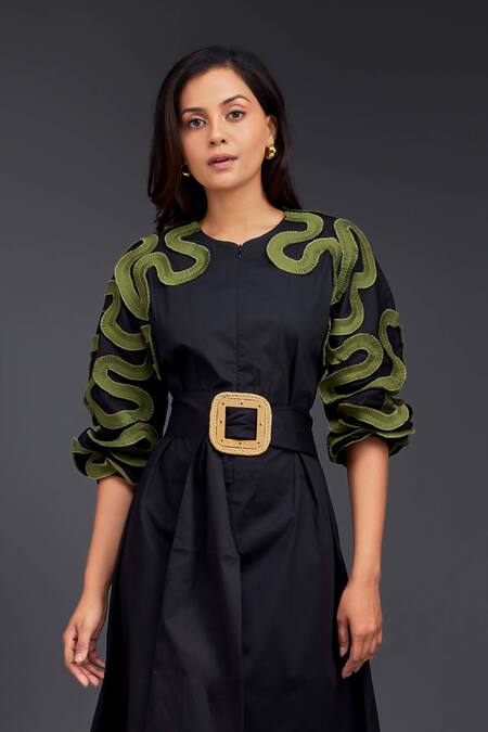 Deepika Arora_Black Cotton Buckles Round Neck Pleated Frill Dress With Belt_Online_at_Aza_Fashions