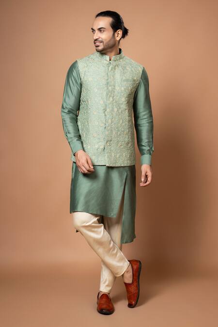 Shop Priyanka Haralalka Green Silk, Cotton Embroidery Floral Bundi And Kurta Set Online at Aza Fashions Shop_Priyanka Haralalka_Green Silk, Cotton Embroidery Floral Bundi And Kurta Set _Online_at_Aza_Fashions