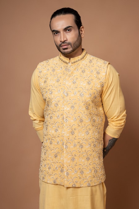 Priyanka Haralalka_Yellow , Silk, Satin Zari, Floral Zardozi Bundi Kurta Set _at_Aza_Fashions