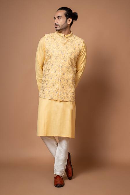 Priyanka Haralalka Yellow Cotton, Silk Embroidery Floral Zardozi Bundi Online at Aza Fashions Priyanka Haralalka_Yellow Cotton, Silk Embroidery Floral Zardozi Bundi _Online_at_Aza_Fashions