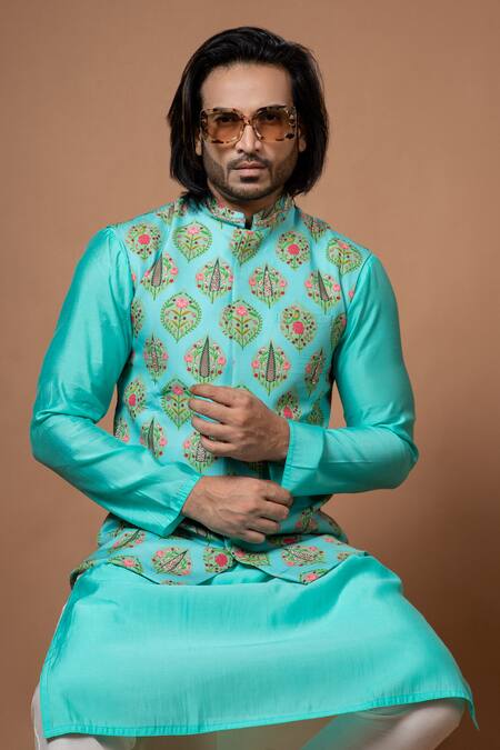 Priyanka Haralalka_Aqua Cotton, Silk Embroidery, Zari, Applique Hand Blue Kurta Set _Online_at_Aza_Fashions