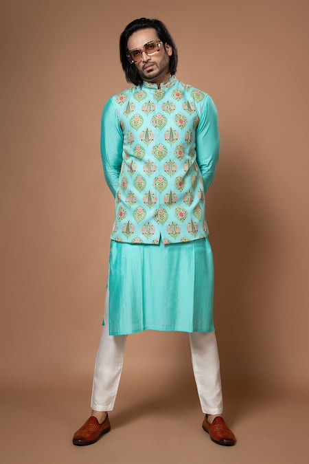 Priyanka Haralalka Leaf Printed Zardosi Bundi 