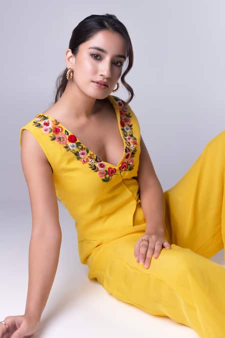 Dajwaree_Yellow Organza Embroidery V-neck Daisy Top With Pant _Online_at_Aza_Fashions