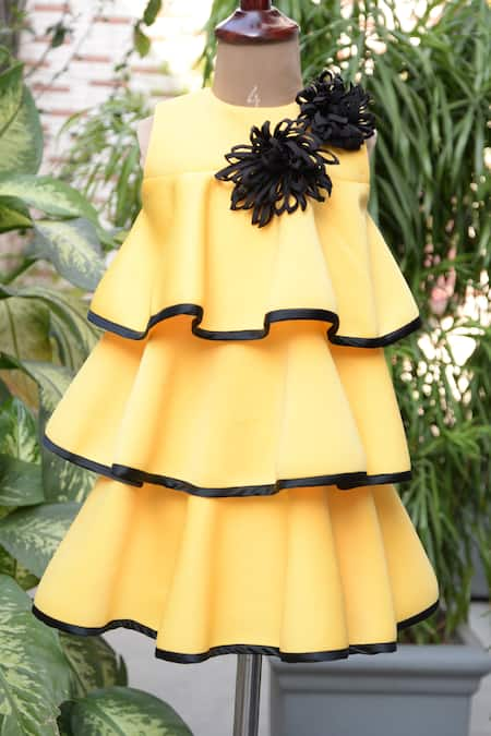 Toplove Yellow Neoprene Embroidery Flower Applique Layered Dress 