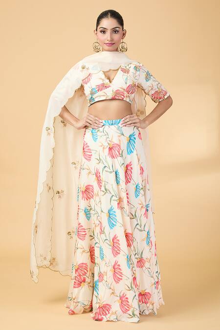 Buy Kalakaari By Sagarika Off White Organza, Embroidery, Zari V-neck Yoke Blouse And Lehenga Set Online at Aza Fashions Buy_Kalakaari By Sagarika_Off White Organza, Embroidery, Zari V-neck Yoke Blouse And Lehenga Set _Online_at_Aza_Fashions