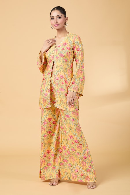 Buy Kalakaari By Sagarika Yellow Organza, Satin Embroidery, Applique Cutwork Kurta With Palazzo Online at Aza Fashions Buy_Kalakaari By Sagarika_Yellow Organza, Satin Embroidery, Applique Cutwork Kurta With Palazzo _Online_at_Aza_Fashions