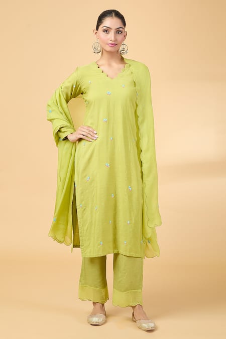 Buy_Kalakaari By Sagarika_Green Chanderi, Silk Organza Sequins V-neck Embroidered Kurta And Pant Set _Online_at_Aza_Fashions