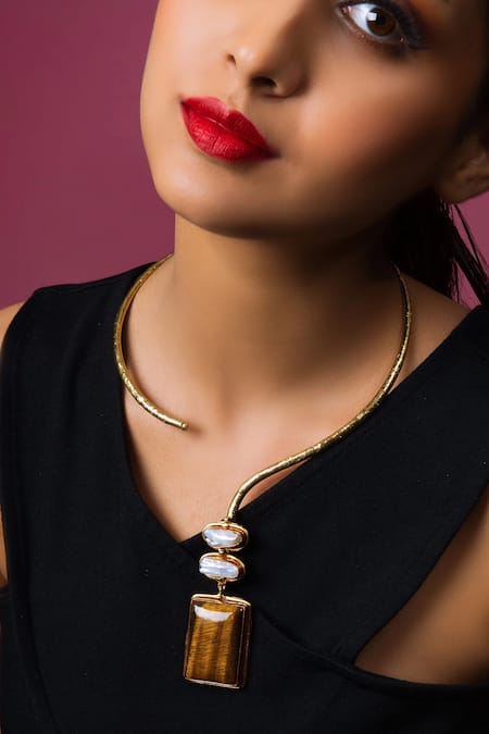 Queens Jewels Tiger Eye Pendant Necklace 