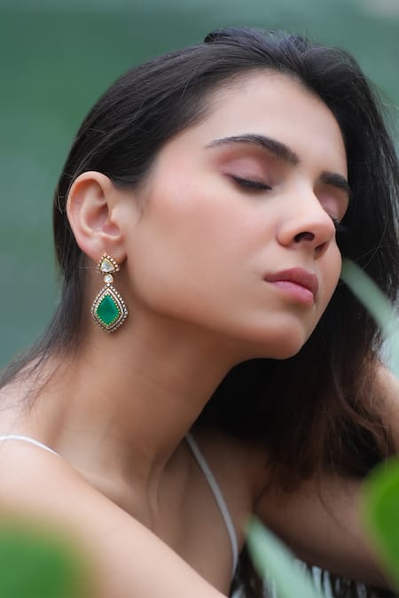 Zeeya Luxury Jewellery White Polki Akoya Emerald Earrings