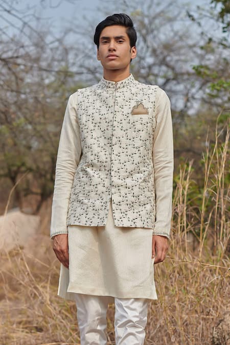 House Of Koa White Jacket Raw Silk Embroidery Zardozi Bundi And Kurta Set at Aza Fashions House Of Koa_White Jacket Raw Silk Embroidery Zardozi Bundi And Kurta Set _at_Aza_Fashions