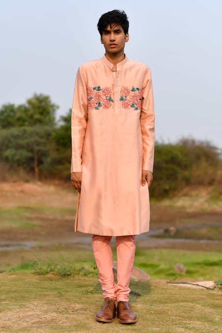 Buy_House Of Koa_Peach Chanderi, Cotton Cut Work Rose Placement Embroidered Kurta Set _Online_at_Aza_Fashions