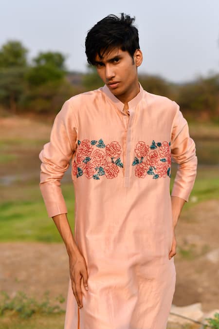 House Of Koa_Peach Chanderi, Cotton Cut Work Rose Placement Embroidered Kurta Set _at_Aza_Fashions