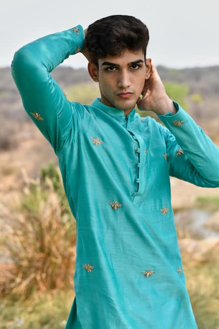 Buy_House Of Koa_Blue Chanderi, Cotton Zari King Bee Embroidered Kurta Set 