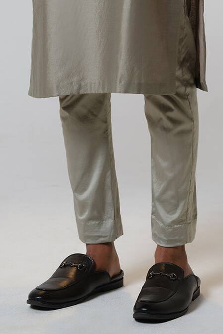 House Of Koa Green Chanderi, Cotton Satin Sequins, Beads Crane Embroidered Kurta With Pant Online at Aza Fashions House Of Koa_Green Chanderi, Cotton Satin Sequins, Beads Crane Embroidered Kurta With Pant _Online_at_Aza_Fashions