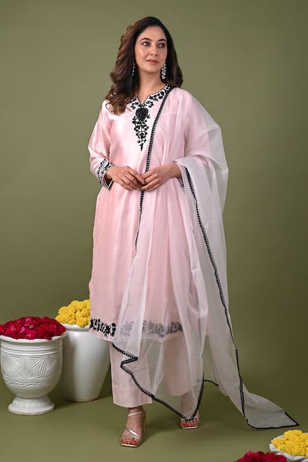 Hasrat By Salma_Pink Organza, Silk, Chanderi Sequins, Beads, Embroidery Hand Kurta Pant Set For Kids_Online_at_Aza_Fashions