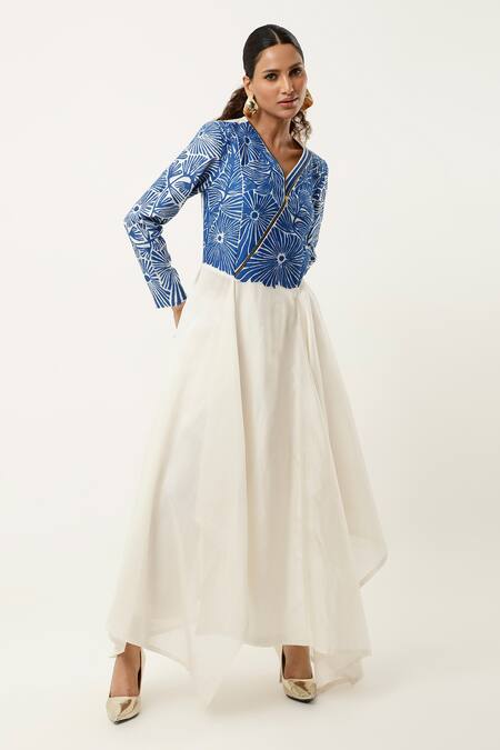 Shop_Jajaabor_Ivory Cotton, Chanderi, Linen Cut Work V-neck Floral Asymmetric Kurta With Pant _Online_at_Aza_Fashions