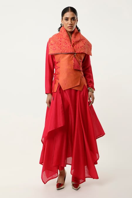Jajaabor Draped Collar Floral Work Jacket With Kurta Set 