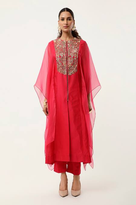 Jajaabor Pink Organza, Satin, Embroidery Round Neck Cape Kurta With Pant Online at Aza Fashions Jajaabor_Pink Organza, Satin, Embroidery Round Neck Cape Kurta With Pant _Online_at_Aza_Fashions