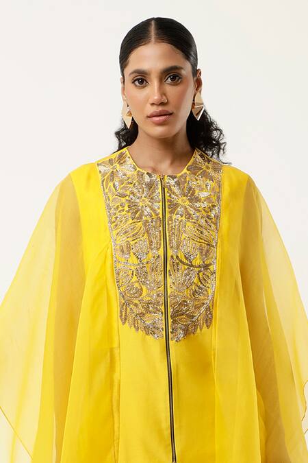 Buy Jajaabor Yellow Organza, Satin, , Chanderi Gold Cape Kurta With Pant Online at Aza Fashions Buy_Jajaabor_Yellow Organza, Satin, , Chanderi Gold Cape Kurta With Pant _Online_at_Aza_Fashions