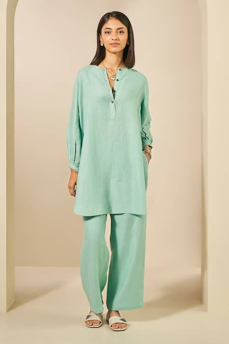 Grassroot By Anita Dongre Green Hemp Thread Round Whirl Embroidered Placket Kurta With Pant 