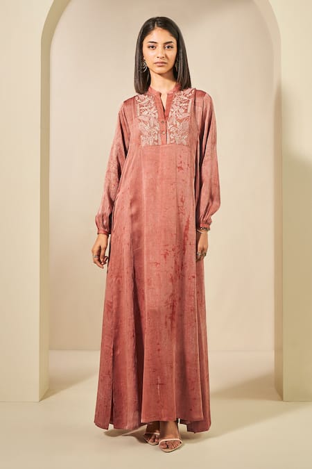 Grassroot By Anita Dongre Pink Modal Satin Hand Block Print Thread Collar Sahla Dabu Kaftan 