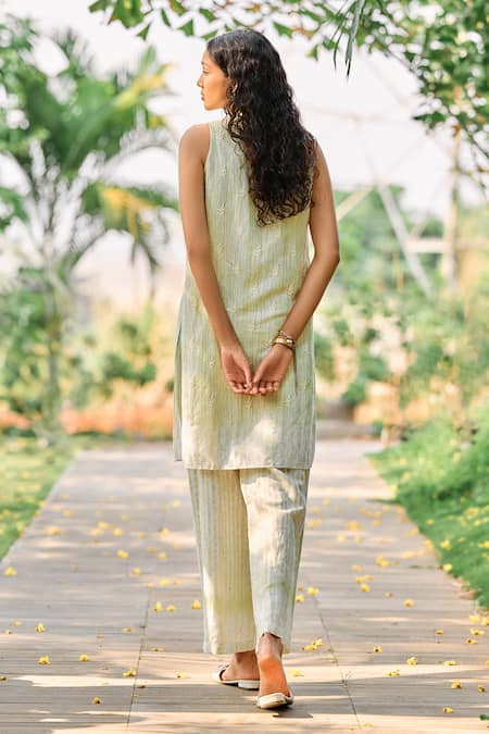 Grassroot By Anita Dongre Sojourn Hand Embroidered Kurta & Pant Set 