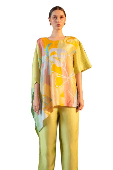 Clos_Yellow Silk Round Neck Asymmetric Print Short Kaftan With Pant _Online_at_Aza_Fashions