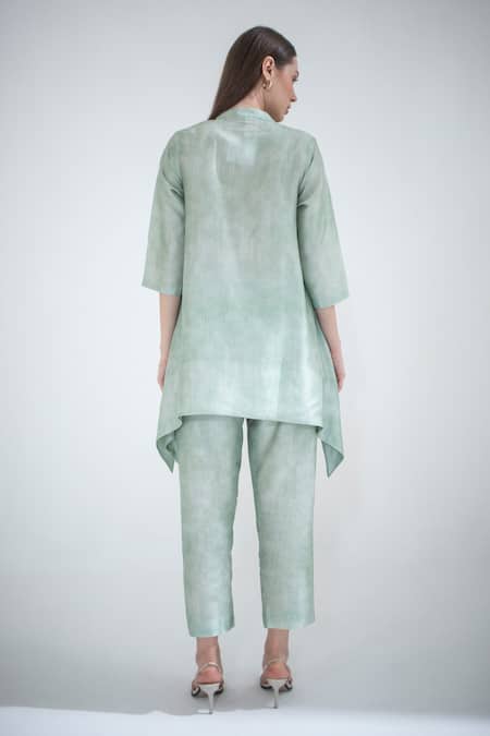 Shop Clos Green Silk Bandeau Neck Geometric Print Short Kaftan With Pant at Aza Fashions Shop_Clos_Green Silk Bandeau Neck Geometric Print Short Kaftan With Pant _at_Aza_Fashions