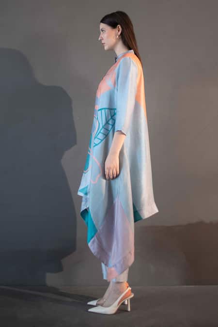 Shop Clos Blue Silk Bandeau Neck Abstract Floral Print Long Kaftan With Pant at Aza Fashions Shop_Clos_Blue Silk Bandeau Neck Abstract Floral Print Long Kaftan With Pant _at_Aza_Fashions