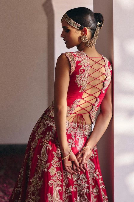 Shop Mrunalini Rao Red Silk, Organza Zari, Pearls, Saahat Jashn Bahar Bridal Lehenga Set at Aza Fashions Shop_Mrunalini Rao_Red Silk, Organza Zari, Pearls, Saahat Jashn Bahar Bridal Lehenga Set _at_Aza_Fashions