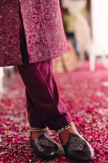 Buy_Mrunalini Rao_Purple Silk Embroidery Viraansh Sherwani And Pant Set 