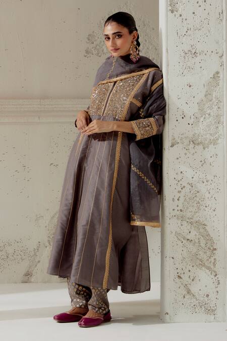 Buy_Ranian_Grey Silk, Chanderi, Organza Embroidery Round Neck Floral Work Kalidar Kurta Set _Online_at_Aza_Fashions