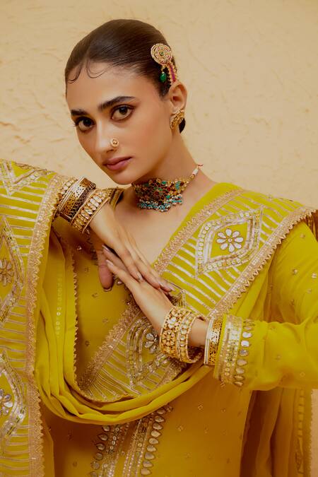 Shop_Ranian_Yellow Georgette Embroidery, Gota Patti Round Neck Straight Kurta Pant Set _Online_at_Aza_Fashions