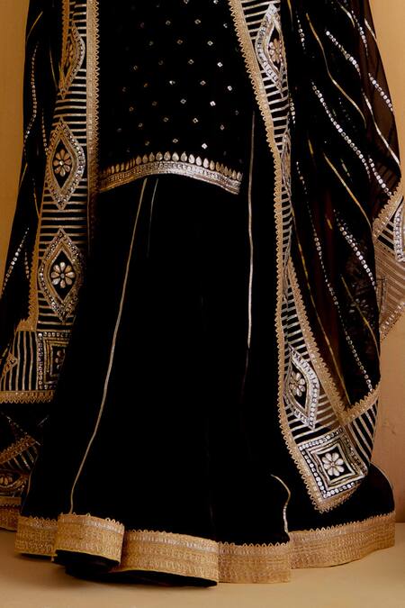 Ranian Black Georgette Gota Patti Round Neck Embroidered Kurta Lehenga Set at Aza Fashions Ranian_Black Georgette Gota Patti Round Neck Embroidered Kurta Lehenga Set _at_Aza_Fashions