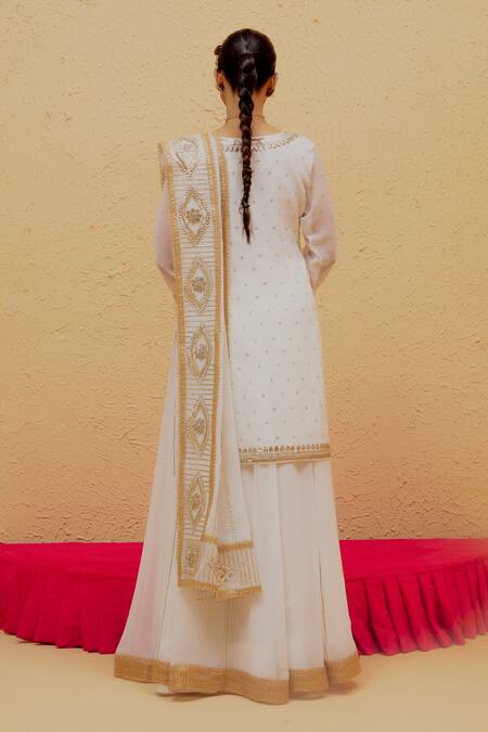 Ranian White Georgette Gota Patti Round Neck Work Kurta Lehenga Set Online at Aza Fashions Ranian_White Georgette Gota Patti Round Neck Work Kurta Lehenga Set _Online_at_Aza_Fashions