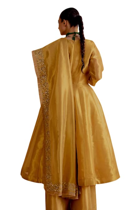 Buy Ranian Gold Silk, Tissue Embroidery, Zari V-neck Kalidar Kurta Set Online at Aza Fashions Buy_Ranian_Gold Silk, Tissue Embroidery, Zari V-neck Kalidar Kurta Set _Online_at_Aza_Fashions
