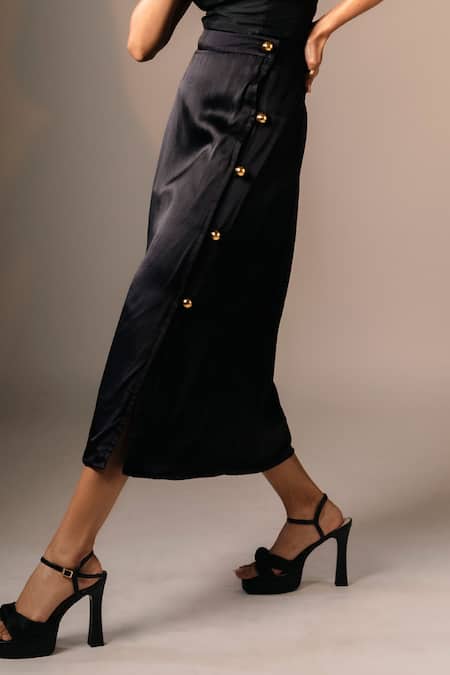 Karishma Kajaria Black Silk, Cotton V-neck Plain Top With Button Detail Skirt Online at Aza Fashions Karishma Kajaria_Black Silk, Cotton V-neck Plain Top With Button Detail Skirt _Online_at_Aza_Fashions