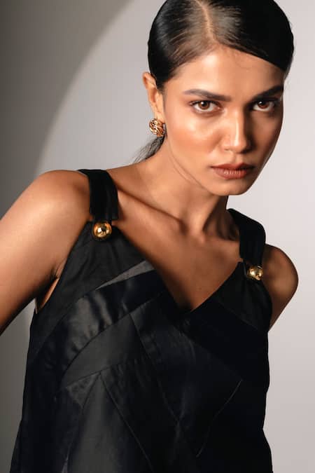 Buy_Karishma Kajaria_Black , Satin, Silk Brooches V-neck Patchwork Flared Top _Online_at_Aza_Fashions