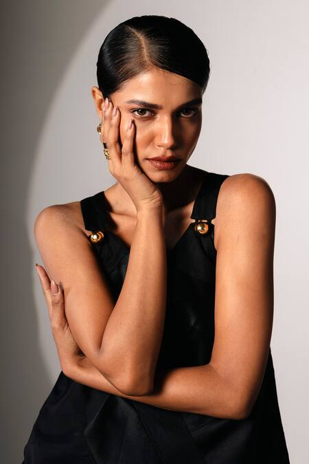 Karishma Kajaria_Black , Satin, Silk Brooches V-neck Patchwork Flared Top _at_Aza_Fashions