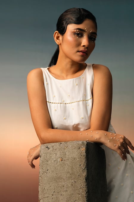 Karishma Kajaria_White Cotton, Silk Beads Boat Neck Hand Embroidered Dress _Online_at_Aza_Fashions