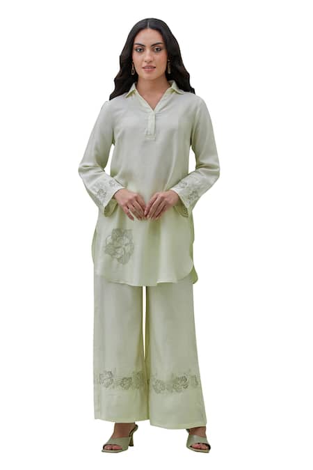 Buy_Grass & Sunshine_Green Chanderi Applique, Embroidery Collared Beaded Bloom Kurta With Pant 