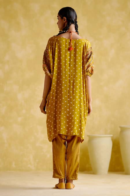 Shop 5elements Yellow Modal Satin Woven Bandhani Boat Indrina Pattern Tunic And Draped Pant Set at Aza Fashions Shop_5elements_Yellow Modal Satin Woven Bandhani Boat Indrina Pattern Tunic And Draped Pant Set _at_Aza_Fashions