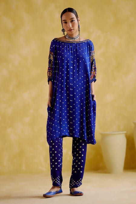 5Elements Indrina Neckline Embroidered Tunic & Draped Pant Set 