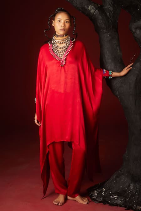 5Elements Bhavishya Bead Neckline Embellished Kaftan & Pant Set 